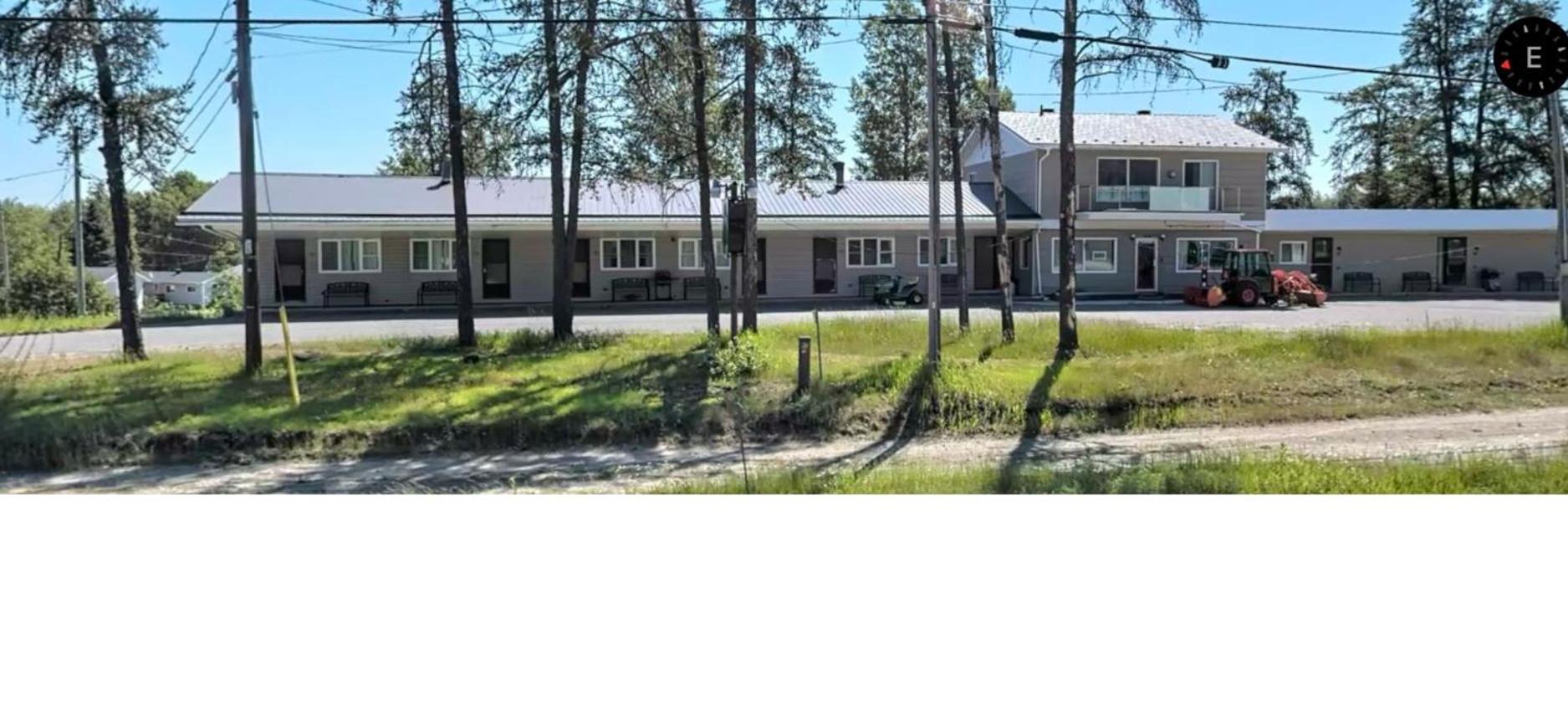 Pine Ridge Motel Тимминс Экстерьер фото